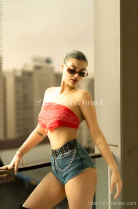 Ümraniye / İstanbul Escort Mine